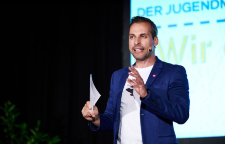 Moderation: Chris Stephan